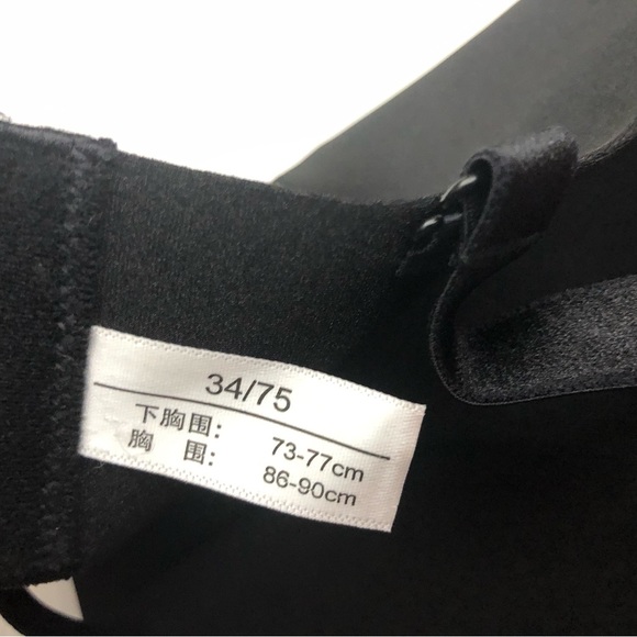 🆕 SEA BBOT | Women Wireless Push Up Bra (32C) - Picture 5 of 8